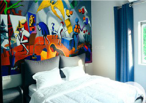 衡南对于酒店的墙体彩绘而言更注重哪些方面？